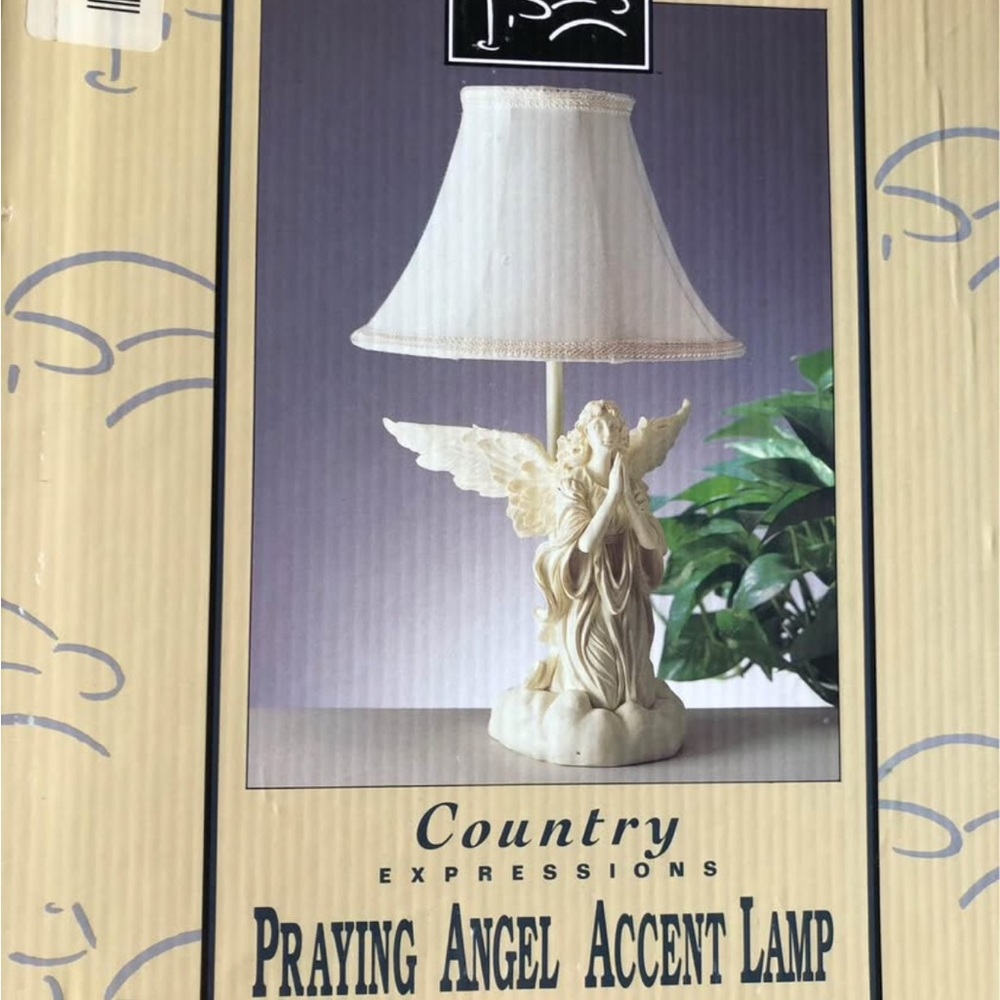 Expressions Angelic Serenity Lamp - Cream